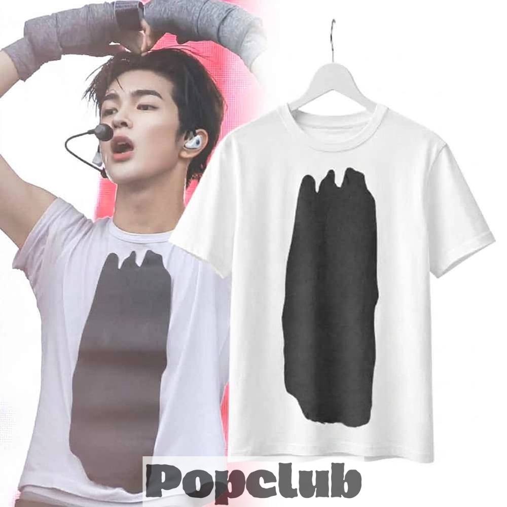 CORTIS Keonho COMME des GARÇONS Abstract Paint Stroke T-Shirt CORTIS Keonho COMME des GARÇONS Abstract Paint Stroke T-Shirt