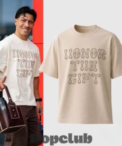Lisandro Martinez Honor The Gift T-Shirt Lisandro Martinez Honor The Gift T-Shirt