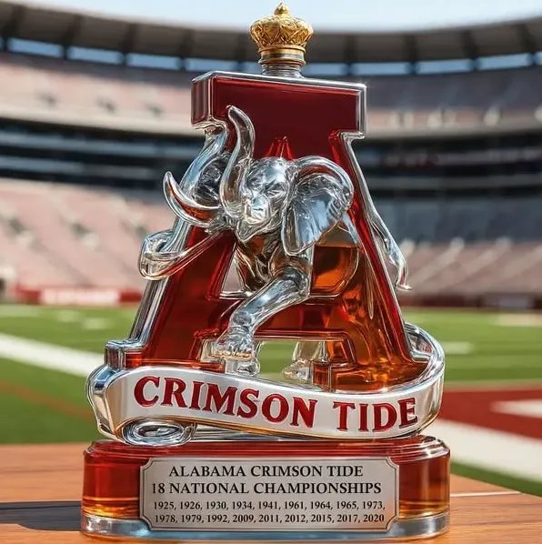 Alabama Crimson Tide 18 National Championship Whiskey Decanter Alabama Crimson Tide 18 National Championship Whiskey Decanter