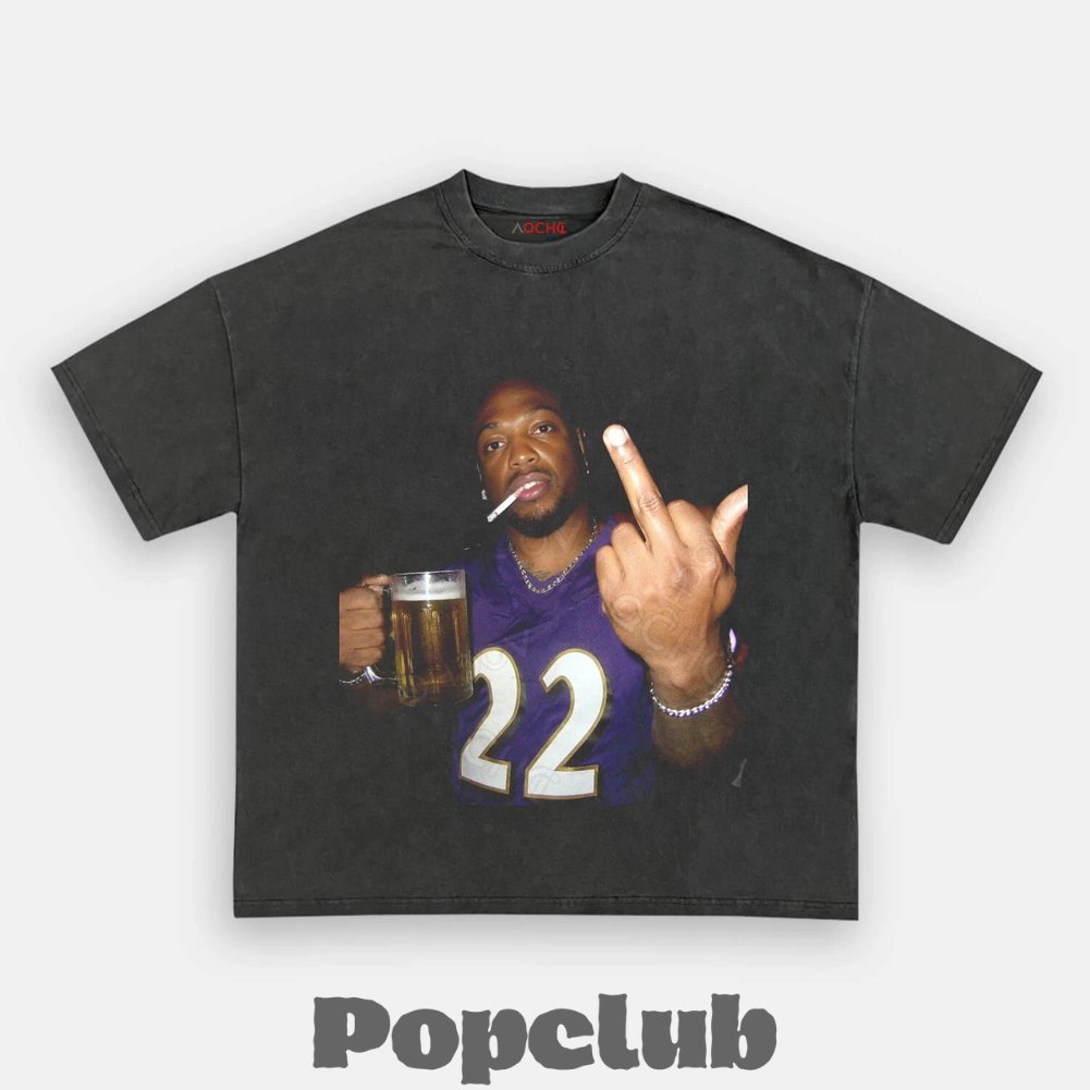 Baltimore Ravens Derrick Henry Drinking & Middle Finger T-Shirt Baltimore Ravens Derrick Henry Drinking & Middle Finger T-Shirt