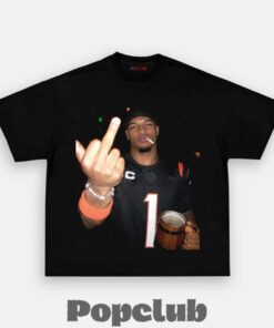 Cincinnati Bengals Ja’Marr Chase Drinking & Middle Finger T-Shirt Cincinnati Bengals Ja’Marr Chase Drinking & Middle Finger T-Shirt