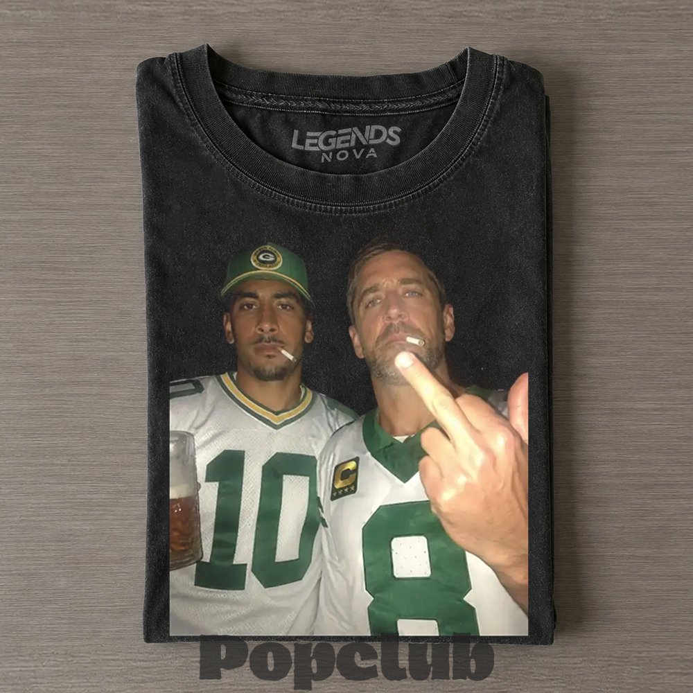 Green Bay Packers Jordan Love & Josh Jacobs Drinking & Middle Finger T-Shirt Green Bay Packers Jordan Love & Josh Jacobs Drinking & Middle Finger T-Shirt